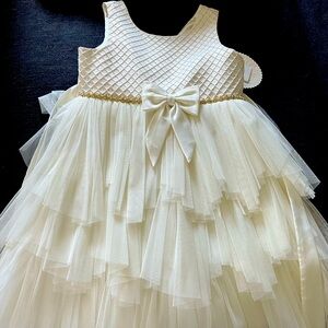 Girls dress size 6